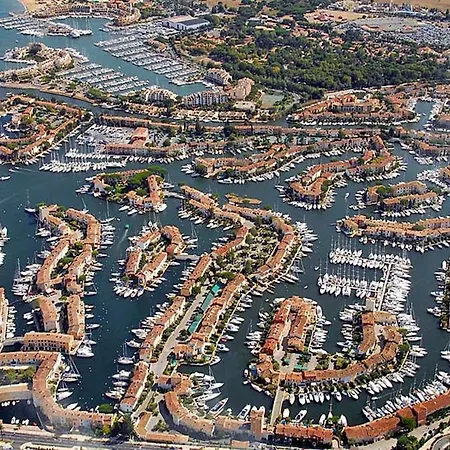 Belle Vue - Port Grimaud Hébergement de vacances Grimaud